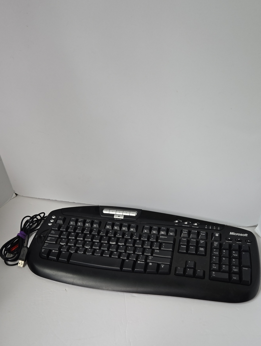 Microsoft USB Wired Digital Media Keyboard 1.0A Model 1031 - Black